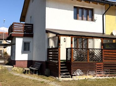 REZERVOVANÉ!!! -  RODINNÝ POLDOM VO SVITE, pozemok 418m2