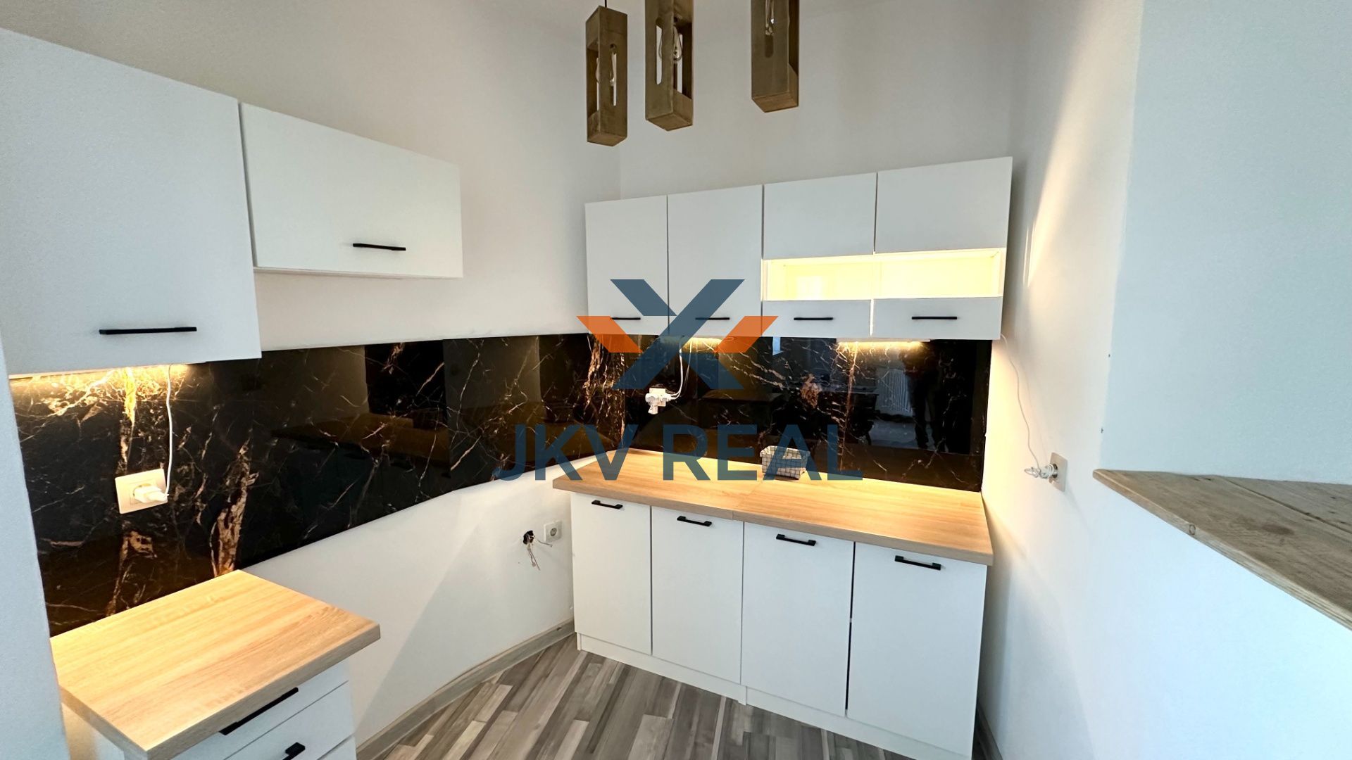 Na predaj 2-izbový byt s rozlohou 47,5 m² v Dubnici nad Váhom.