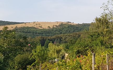 Predám stavebný pozemok na Zobore v Nitre 1145m2.