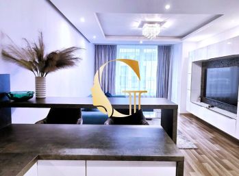 GODDESS PROPERTY - exkluzívne - PRENÁJOM - 2 izbový byt 50 m2 s loggiou 4.3 m2 - štýlovo zariadený - 2x parking - novostavba - Viladomy - Béžová ulica - Petržalka