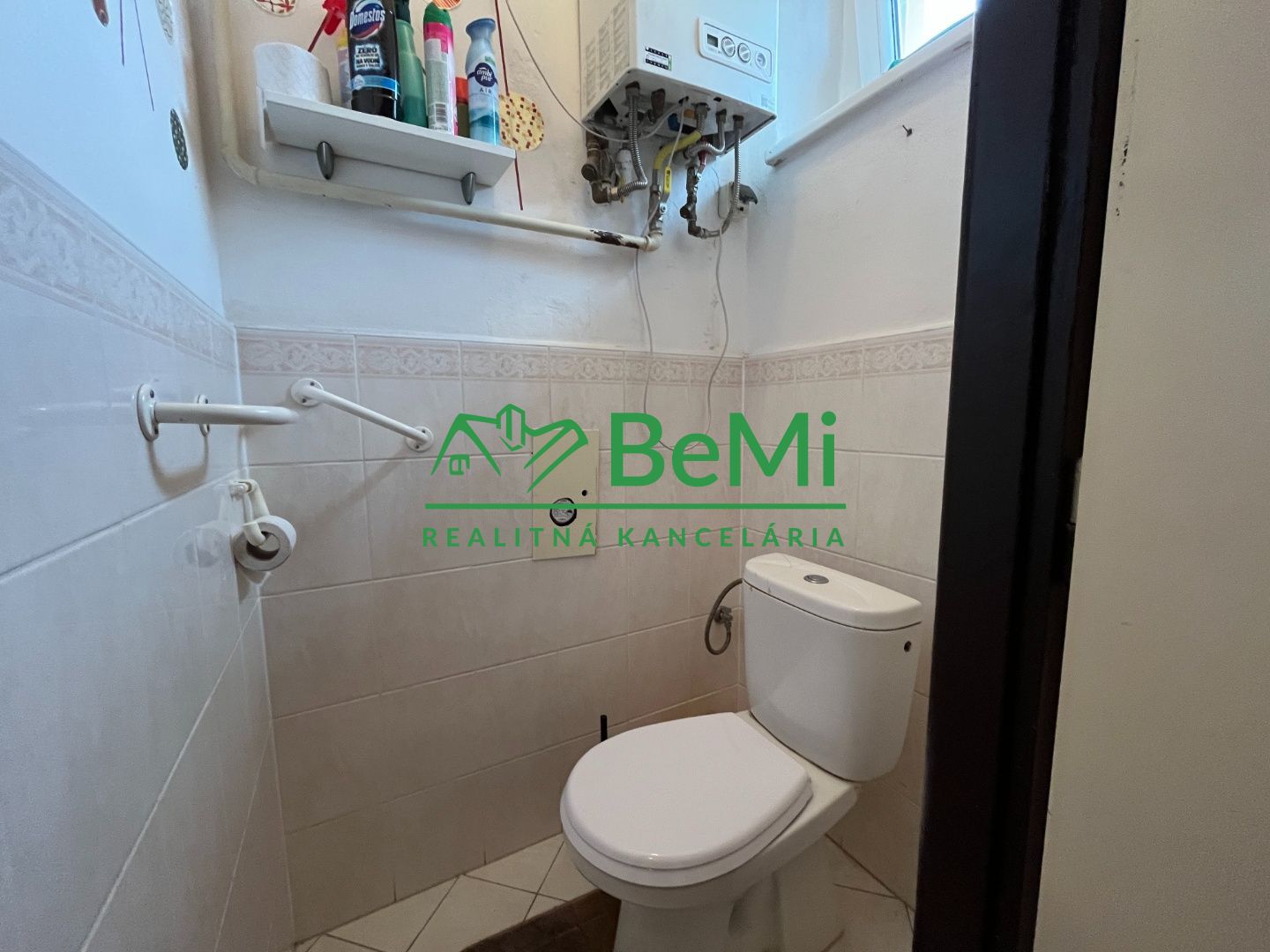 Predaj  veľký 3 izbový byt  - LEVICE (088-113-MIJKa)