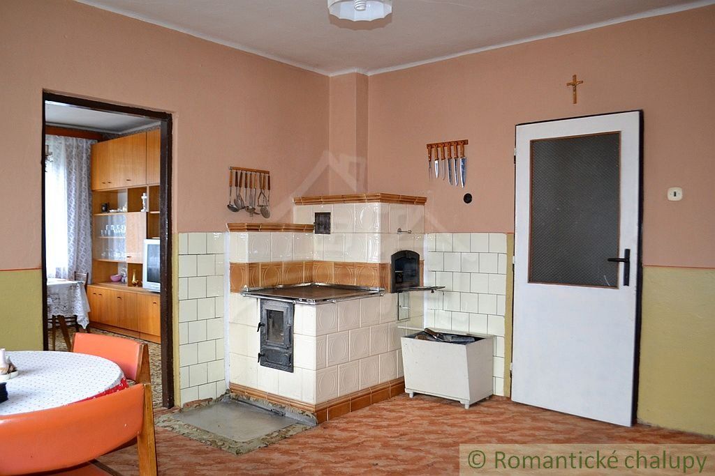 Dom na pokojné bývanie, 24árov - Svidnička