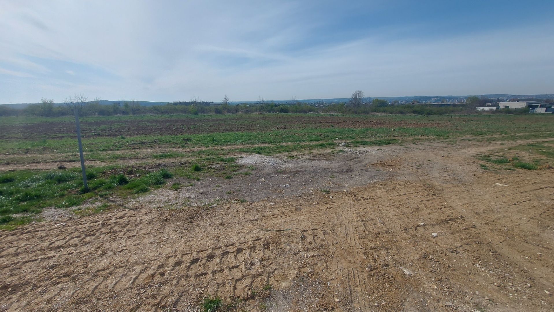 Predaj Pozemok pre RD Pozemok pre RD-Predaj-Nitrianske Hrnčiarovce-215000.00 €