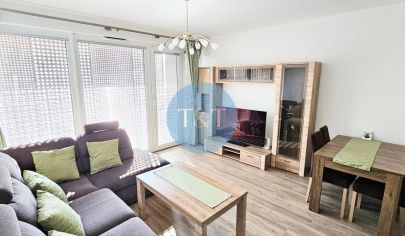 KRÁSNY 2 IZBOVÝ BYT s loggiou a parkovaním na RAČIANSKEJ ul. -  NOVÉ MESTO
