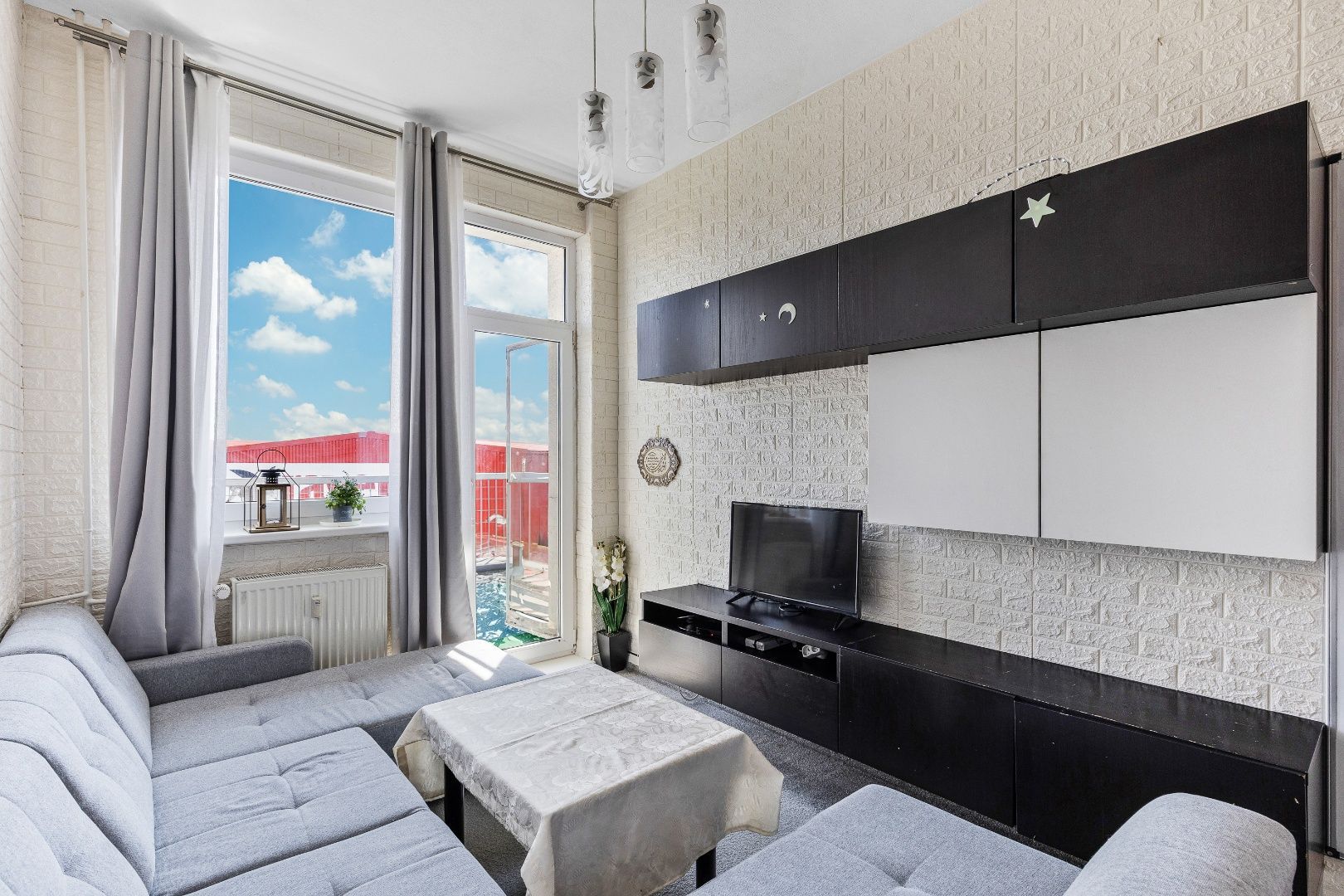 DAHLEH-Na predaj slnečný 3 izbový byt s balkónom v novostavbe vo Vajnoroch