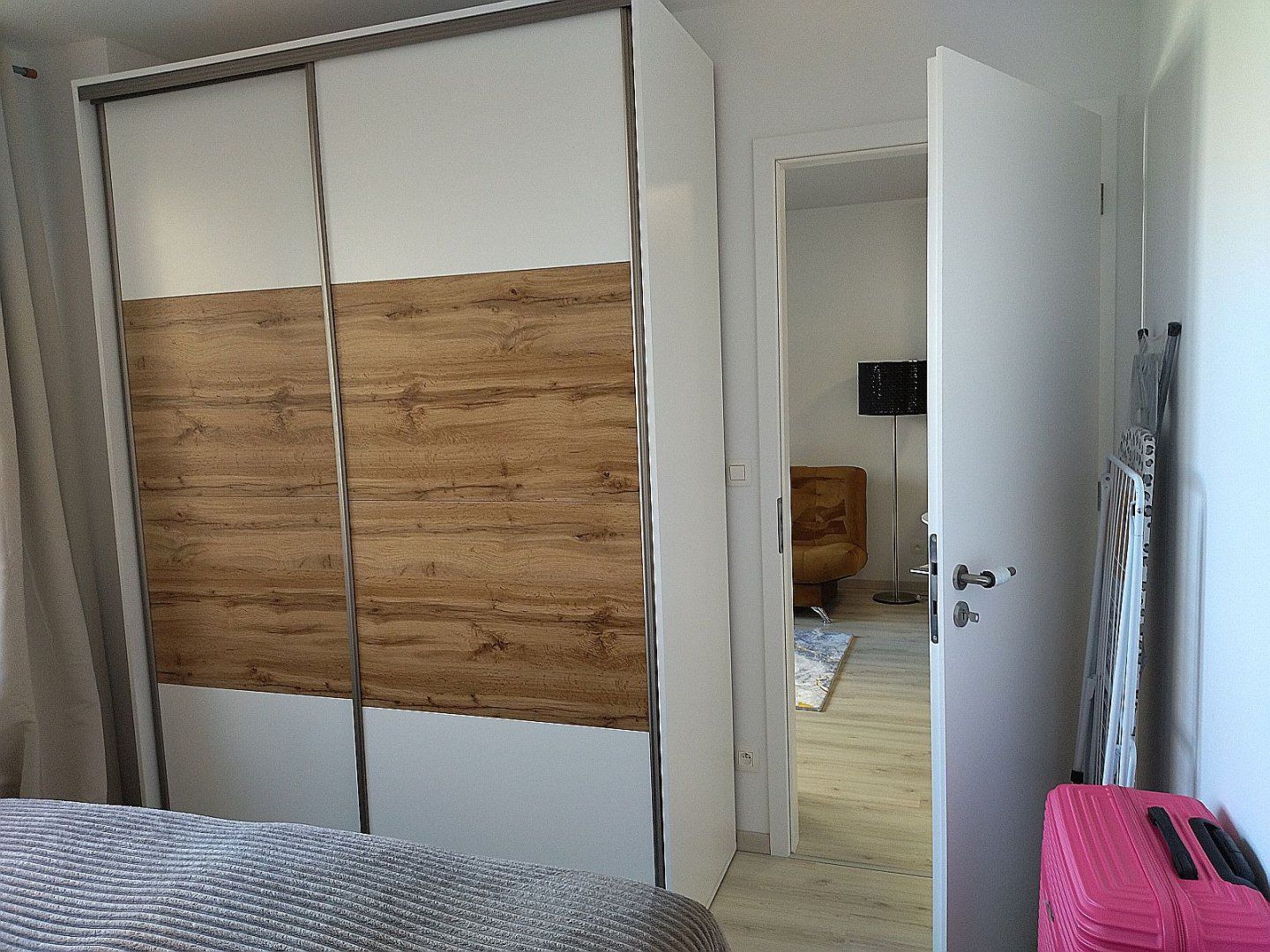 Na prenájom nový 2 izbový zariadený byt balkón Arboria Trnava.