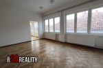 Ponúkam na prenájom dve kancelárie  Levice, centrum