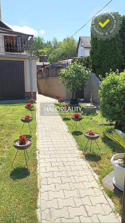 HALO reality - REZERVOVANÉ (prihláste sa na čakaciu listinu) - Predaj, rodinný dom Handlová - EXKLUZÍVNE HALO REALITY