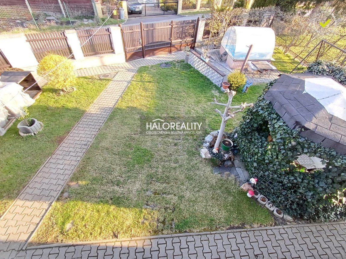 HALO reality - REZERVOVANÉ (prihláste sa na čakaciu listinu) - Predaj, rodinný dom Handlová - EXKLUZÍVNE HALO REALITY