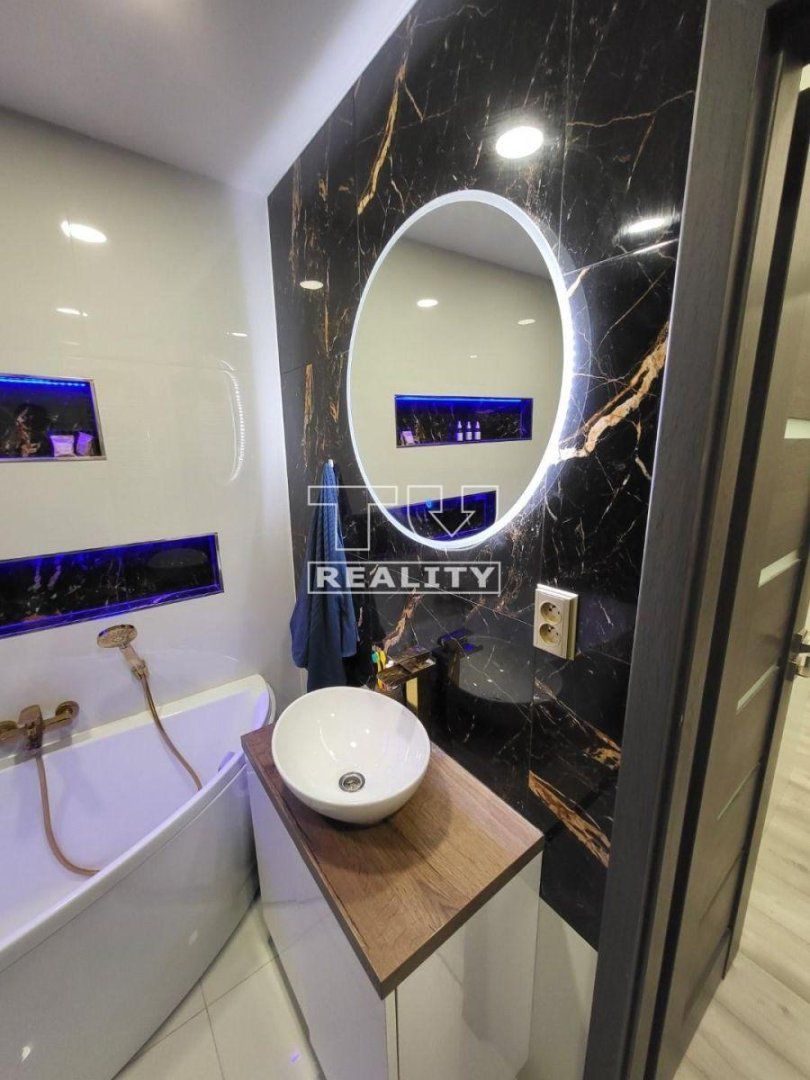 Kompletne zrekonštruovaný 3-izbový byt s balkónom na Rezedovej ulici - 67,5 m²