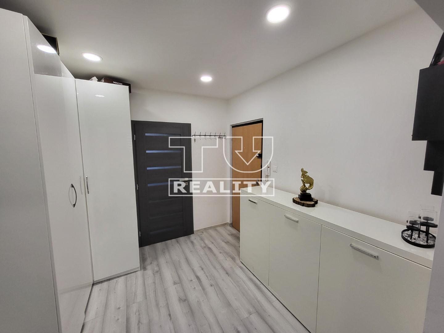 Kompletne zrekonštruovaný 3-izbový byt s balkónom na Rezedovej ulici - 67,5 m²