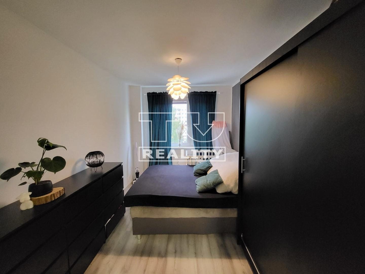 Kompletne zrekonštruovaný 3-izbový byt s balkónom na Rezedovej ulici - 67,5 m²