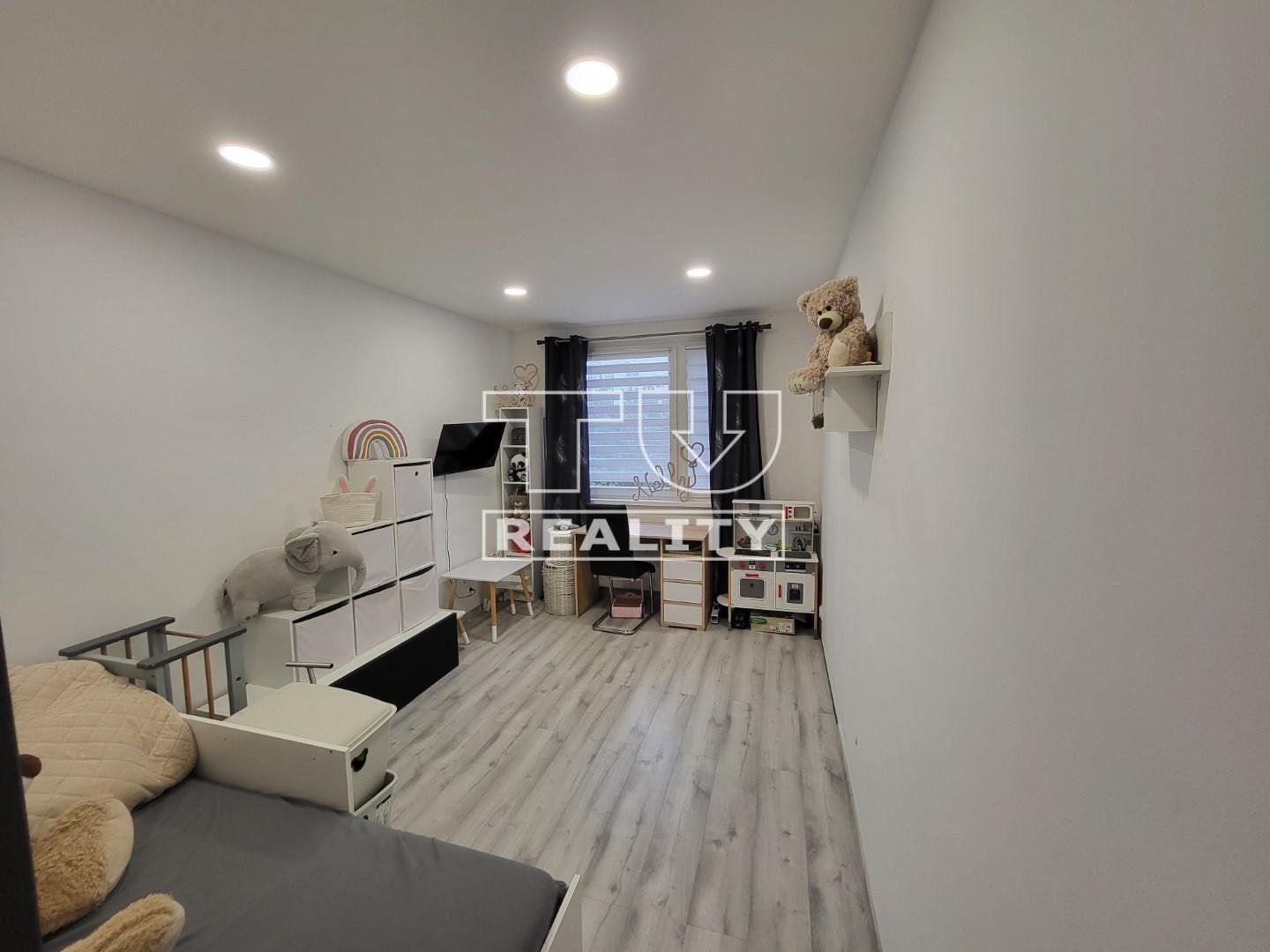 Kompletne zrekonštruovaný 3-izbový byt s balkónom na Rezedovej ulici - 67,5 m²