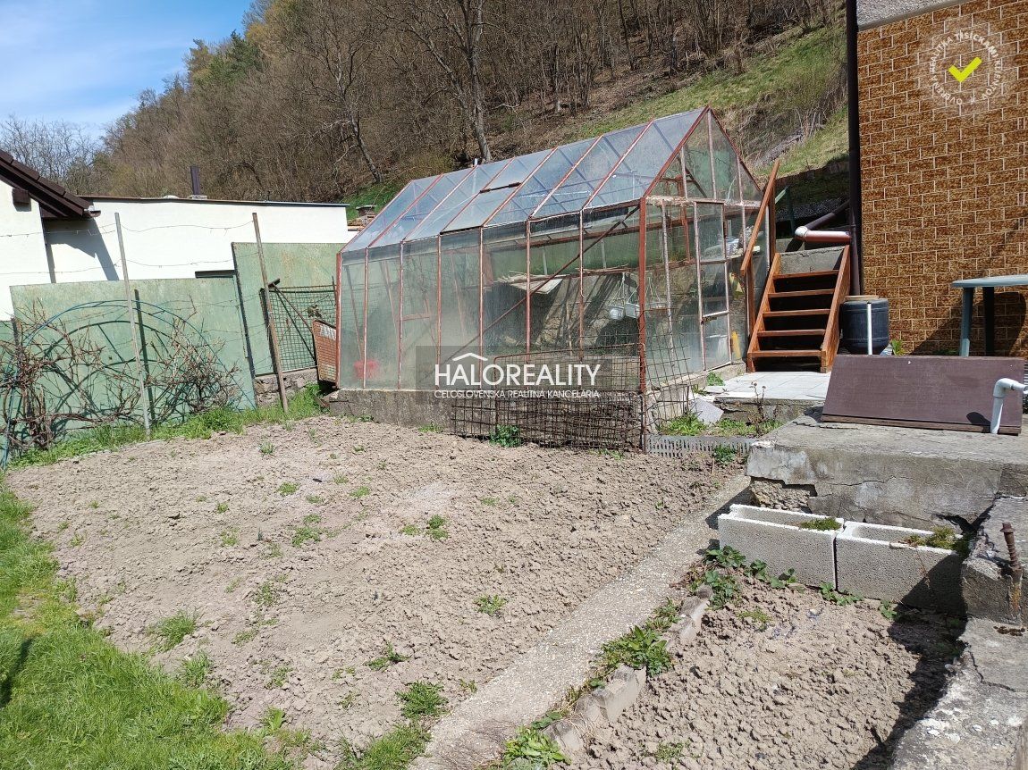 HALO reality - Predaj, rodinný dom Žiar nad Hronom, s garážou,Šášovské Podhradie  - EXKLUZÍVNE HALO REALITY