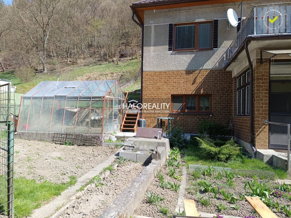 HALO reality - Predaj, rodinný dom Žiar nad Hronom, s garážou,Šášovské Podhradie  - EXKLUZÍVNE HALO REALITY