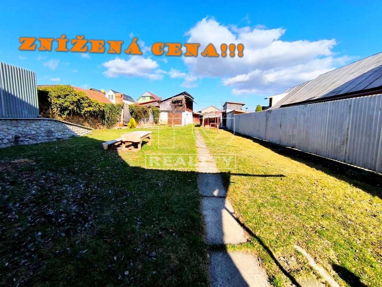 TUreality ponúka na predaj priestranný  Rodinný dom len 11km od Popradu
