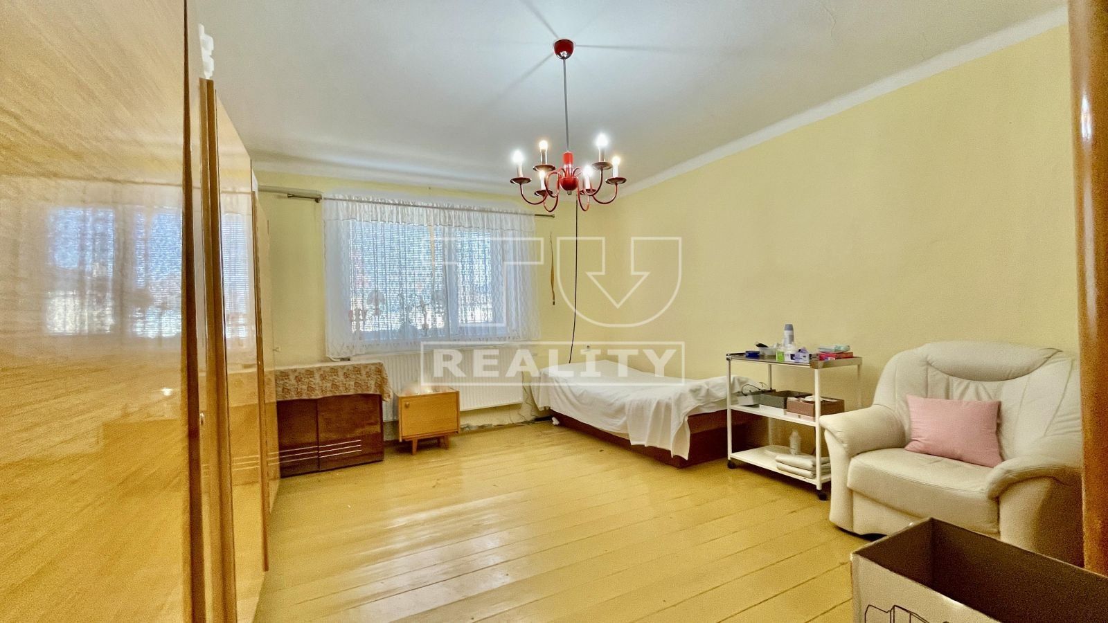 Rodinný dom s pozemkom 1183 m2 v Drahovciach pri Piešťanoch