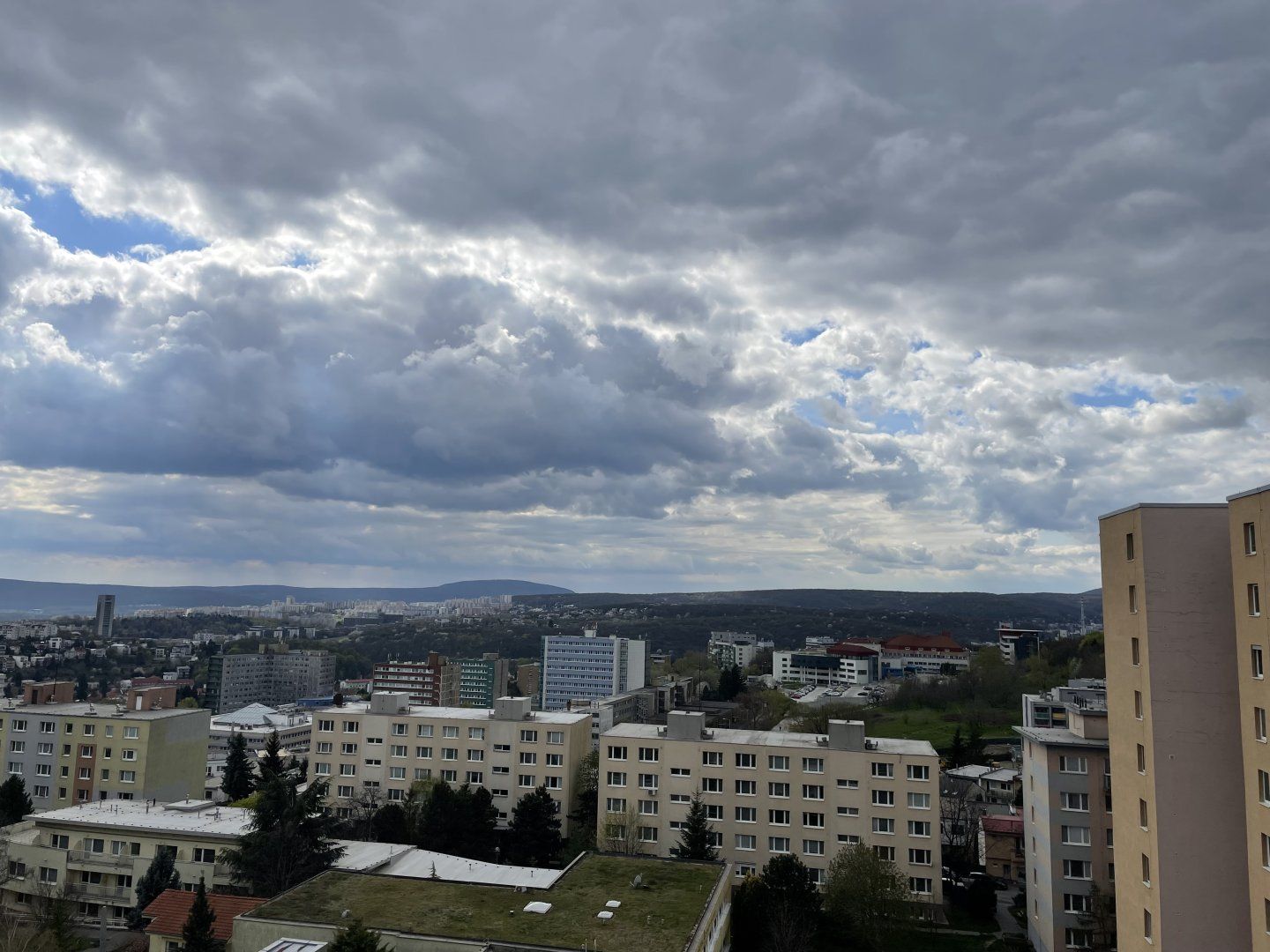 Prenájom 3 izb. byt na Rozvodnej ul, Kramáre