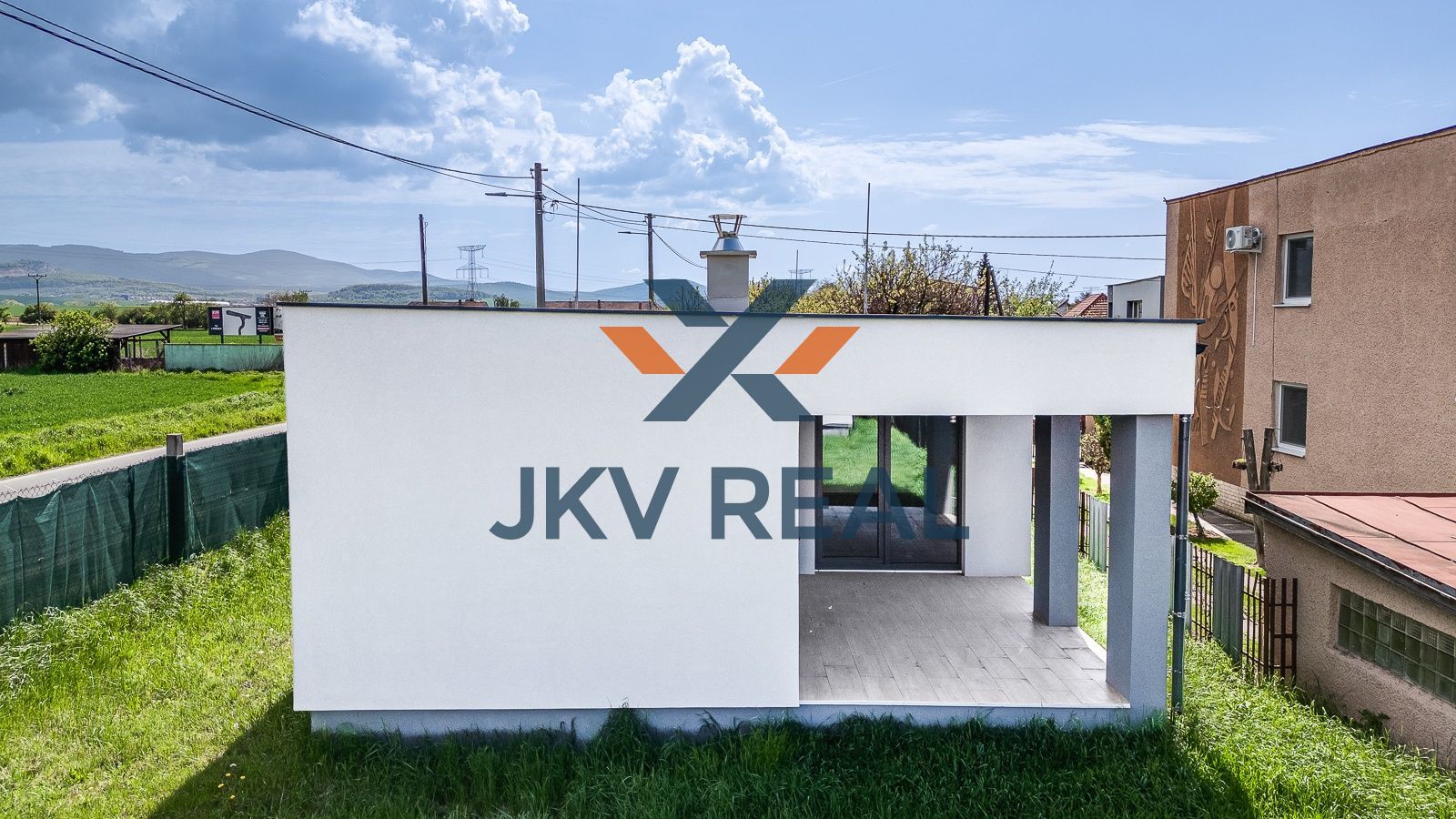 Investujte do kvality života: Novostavba č:1 v Bošanoch s kompletnou občianskou vybavenosťou!