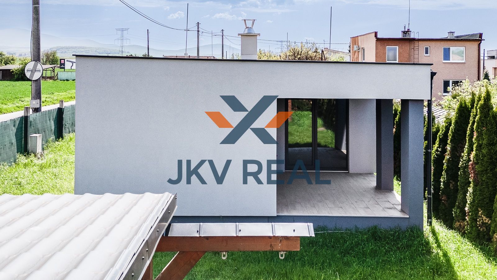 Investujte do kvality života: Novostavba č:2 v Bošanoch s kompletnou občianskou vybavenosťou!