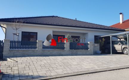 Predám RD v Nitre pod Zoborom v tichej lokalite.
