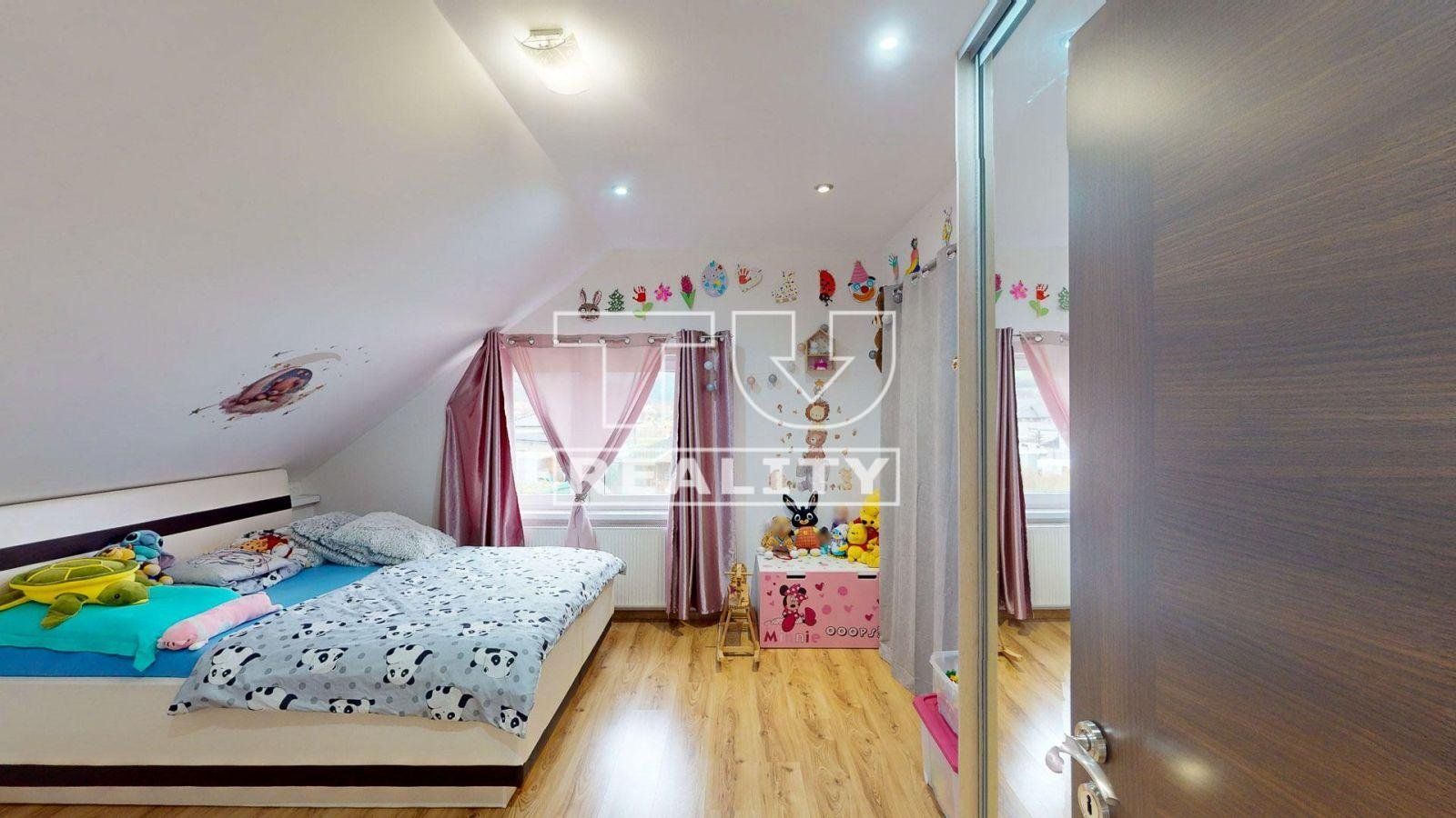 Praktický 4-izbový rodinný dom s garážou Šenkvíc, 601 m²