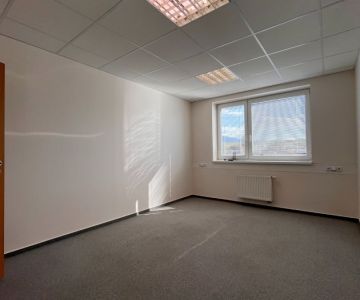 Kancelária na prenájom 15m2, Liptovský Mikuláš