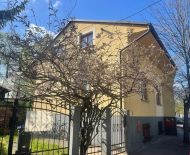 *NA PRENÁJOM* exkluzívna nehnuteľnosť v centre mesta PIEŠŤANY