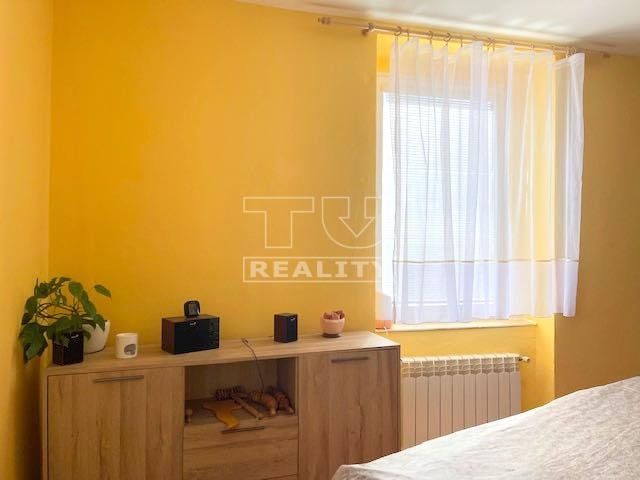 Prenájom Iný Iný-Prenájom-Ružomberok-300.00 €