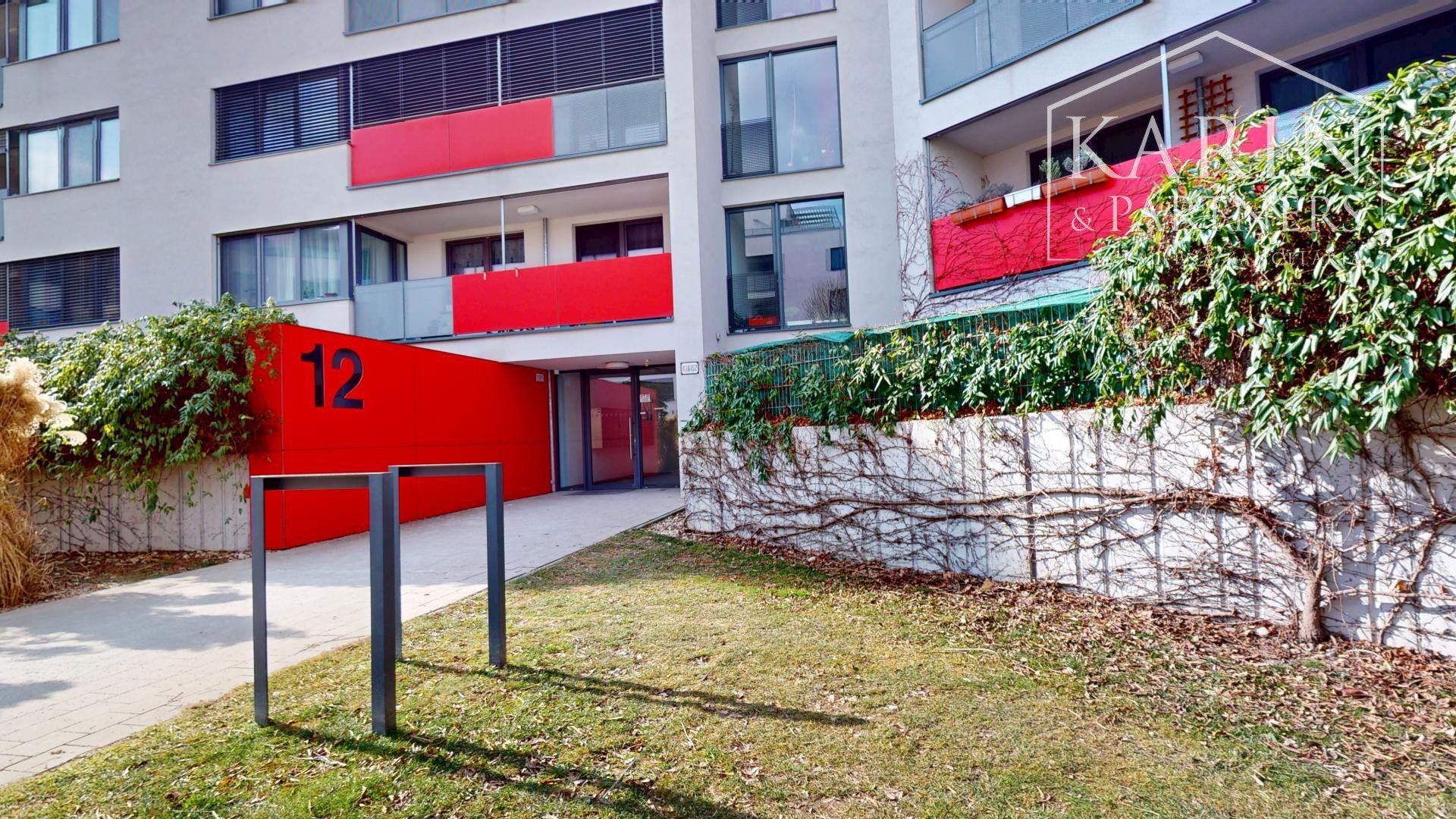 Zariadený 1,5 izbový byt | loggia | Malé Krasňany | výhľad na vinice
