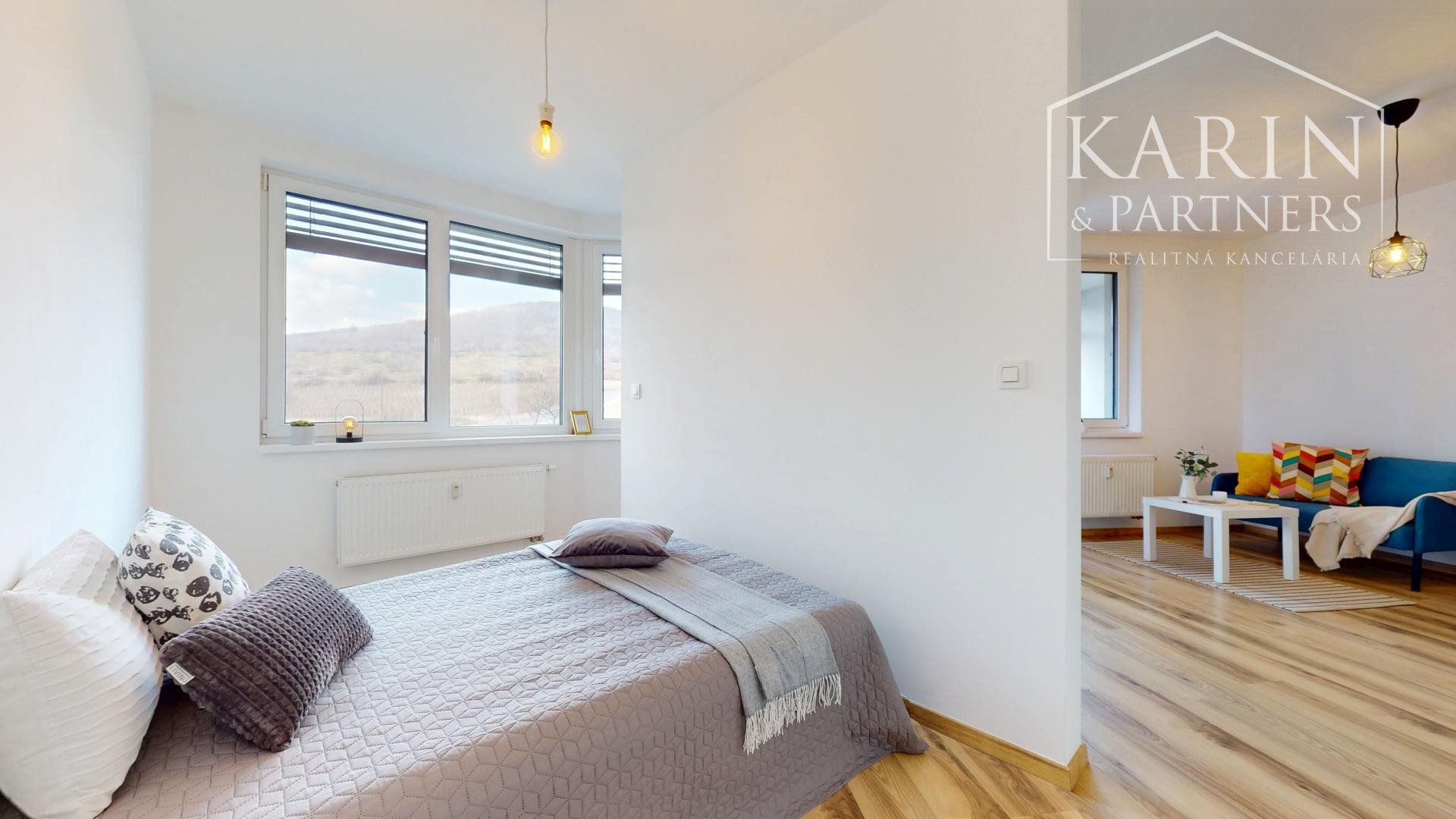 Zariadený 1,5 izbový byt | loggia | Malé Krasňany | výhľad na vinice
