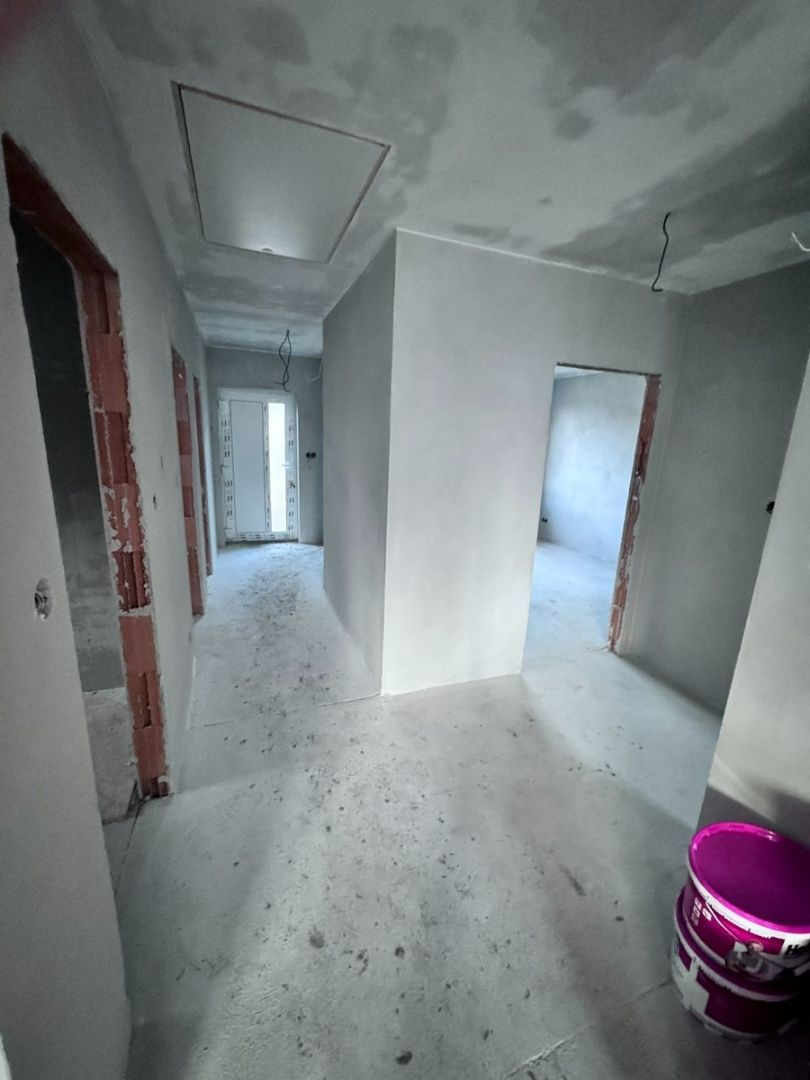 Nový 4-izbový rodinný dom s tepelným čerpadlom, oplotením a parkingom