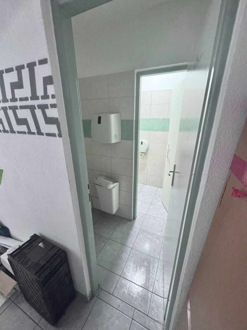 Komerčné priestory s vynikajúcou polohou v Ružinove v blízkosti hlavnej dopravnej tepny s bohatými možnosťami využitia