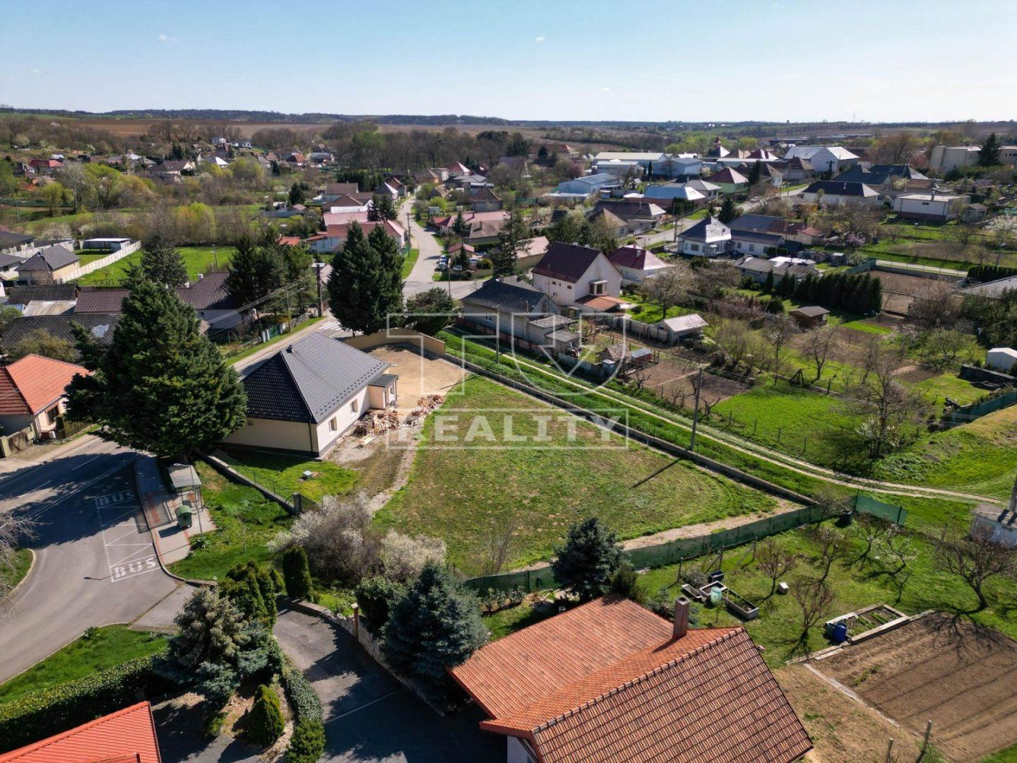 Na predaj pohostinstvo s veľkým potenciálom v obci Rumanová a pozemkom 1919 m2