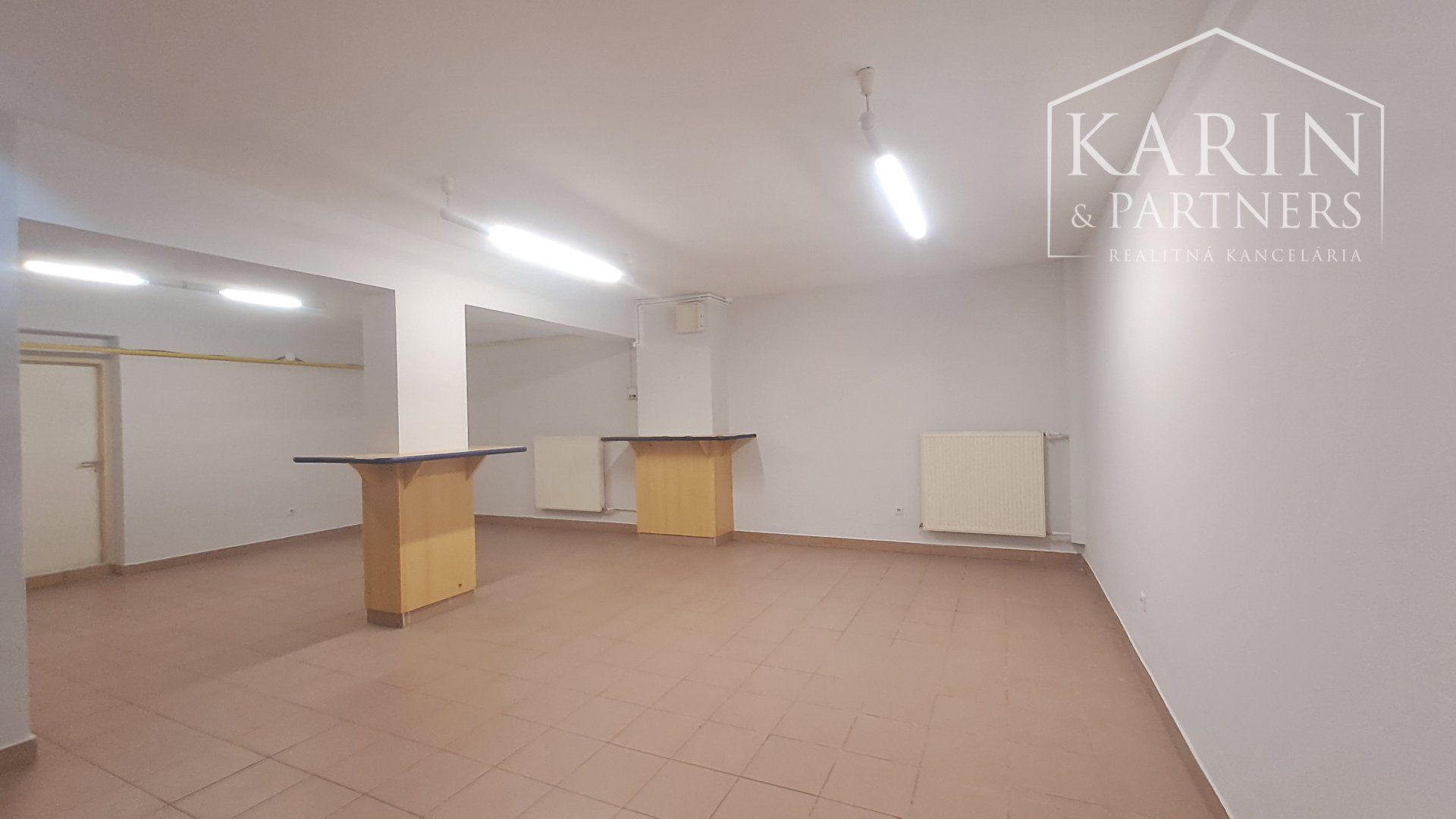Prenájom klimatizovaný priestor v úplnom centre Piešťan, Hviezdoslavova ulica