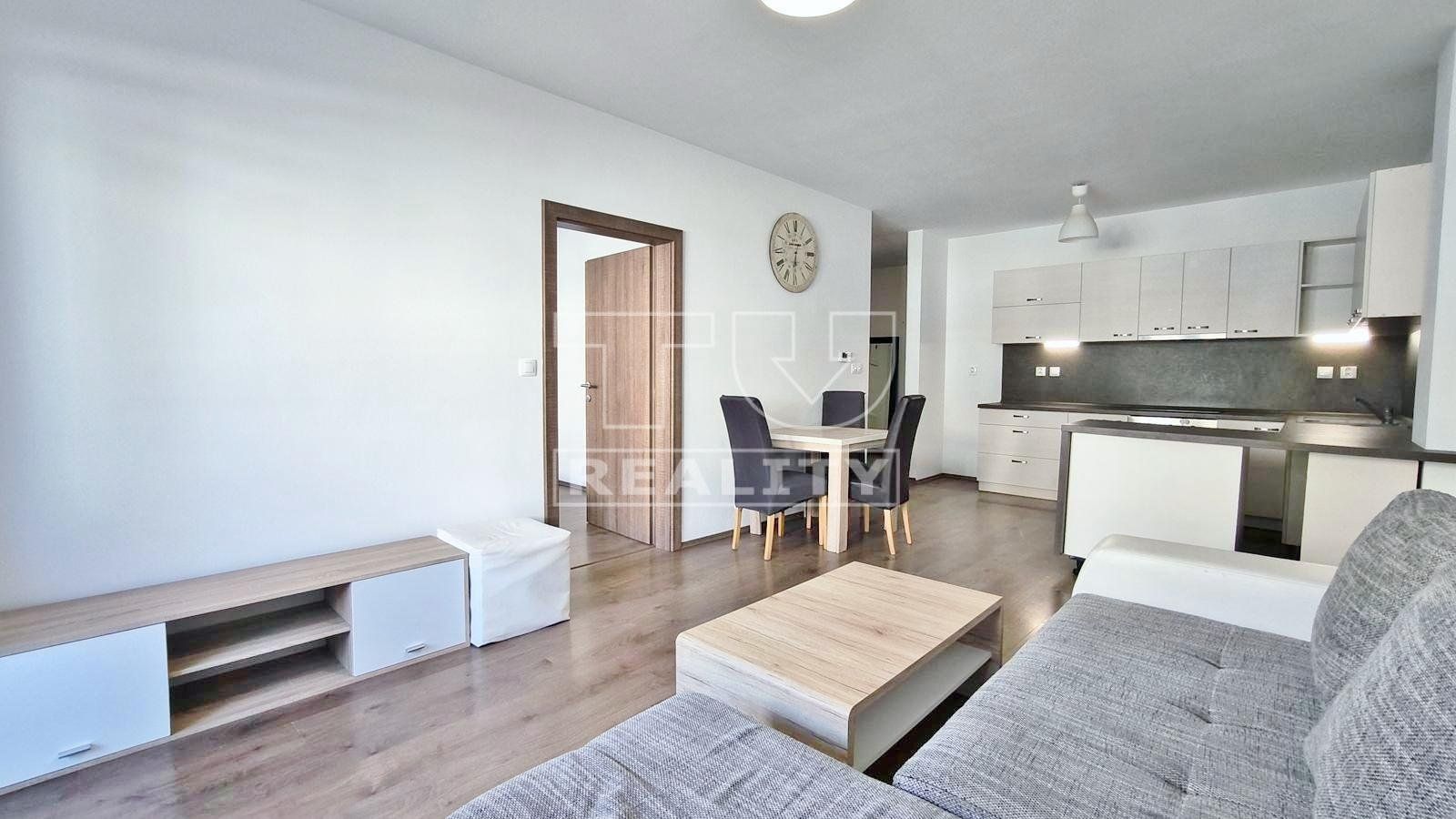 Priestranný 2-izbový byt s loggiou – moderný a útulný domov v meste pod Karpatmi, PEZINOK, 55,81 m2