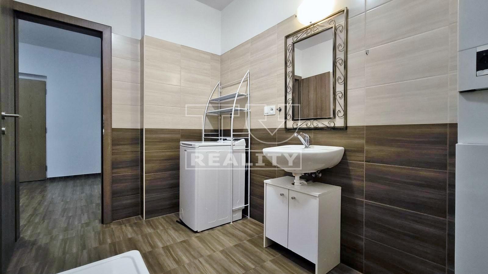 Priestranný 2-izbový byt s loggiou – moderný a útulný domov v meste pod Karpatmi, PEZINOK, 55,81 m2