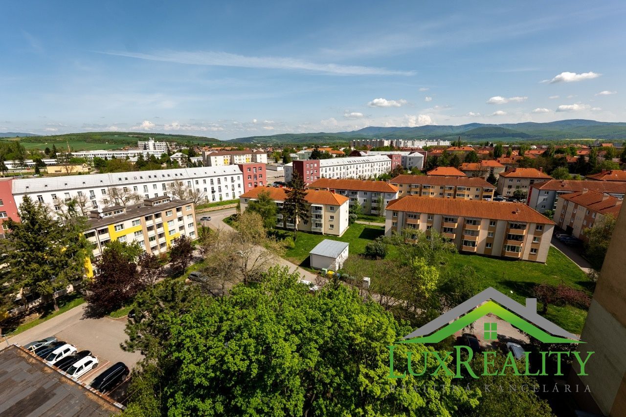 3-izb. zrekonštr. byt s 3 balkónmi, NMn/V - SNP