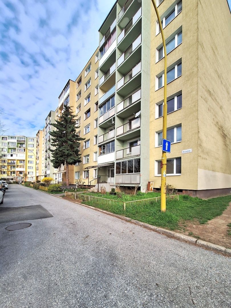 ADOMIS - 3-izb bezbariérový byt, loggia 71m2, rekonštrukcia, Muškátová ulica, Košice Západ