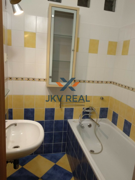 Na predaj 3-izbový byt v Senci na ulici Bratislavská