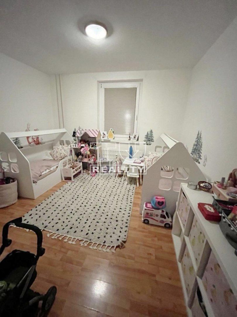 TUreality ponúka na predaj 3i byt na sídlisku Sekier vo Zvolene o výmere 63 m² po kompletnej rekonštrukcii