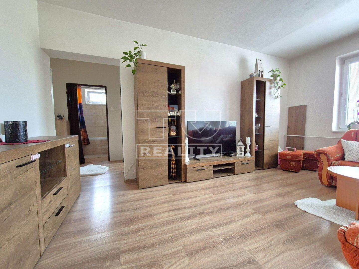Predaj Iný Iný-Predaj-Tesárske Mlyňany-0.00 €