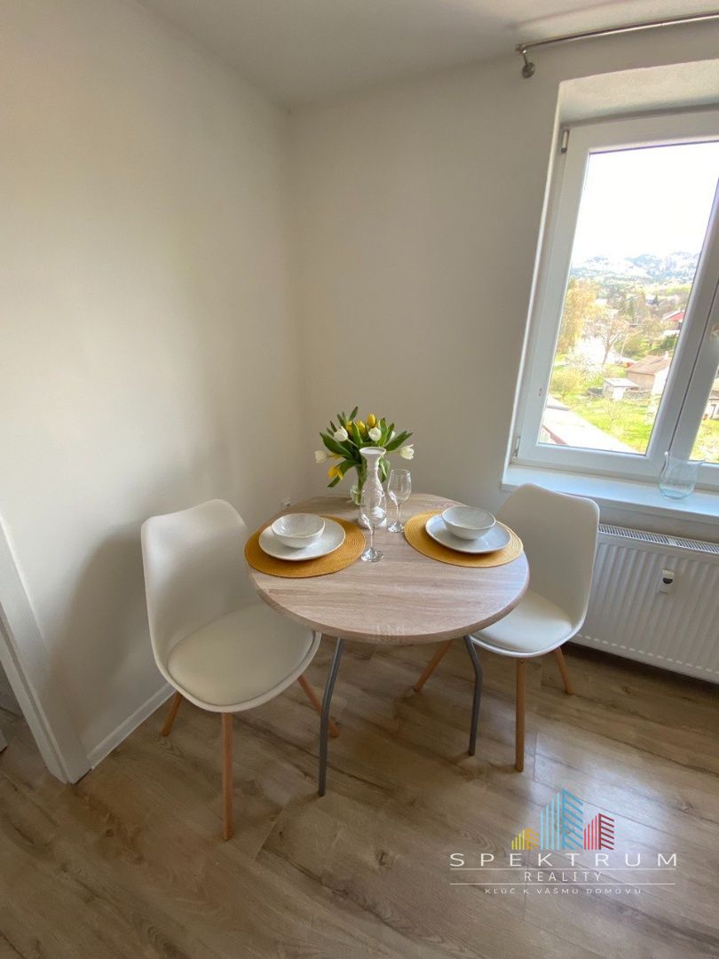 SPEKTRUM REALITY- Na PREDAJ 1 -izbový byt, 28 m2, Handlová, 29.Augusta