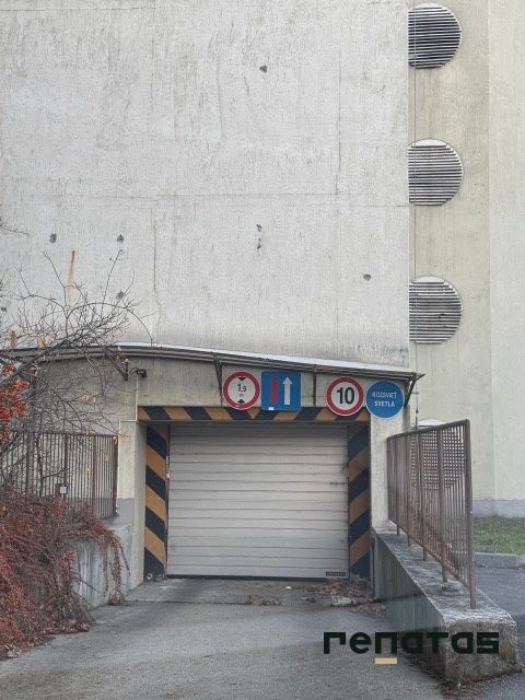 RENATAS - SAMOSTATNÁ GARÁŽ NA PREDAJ