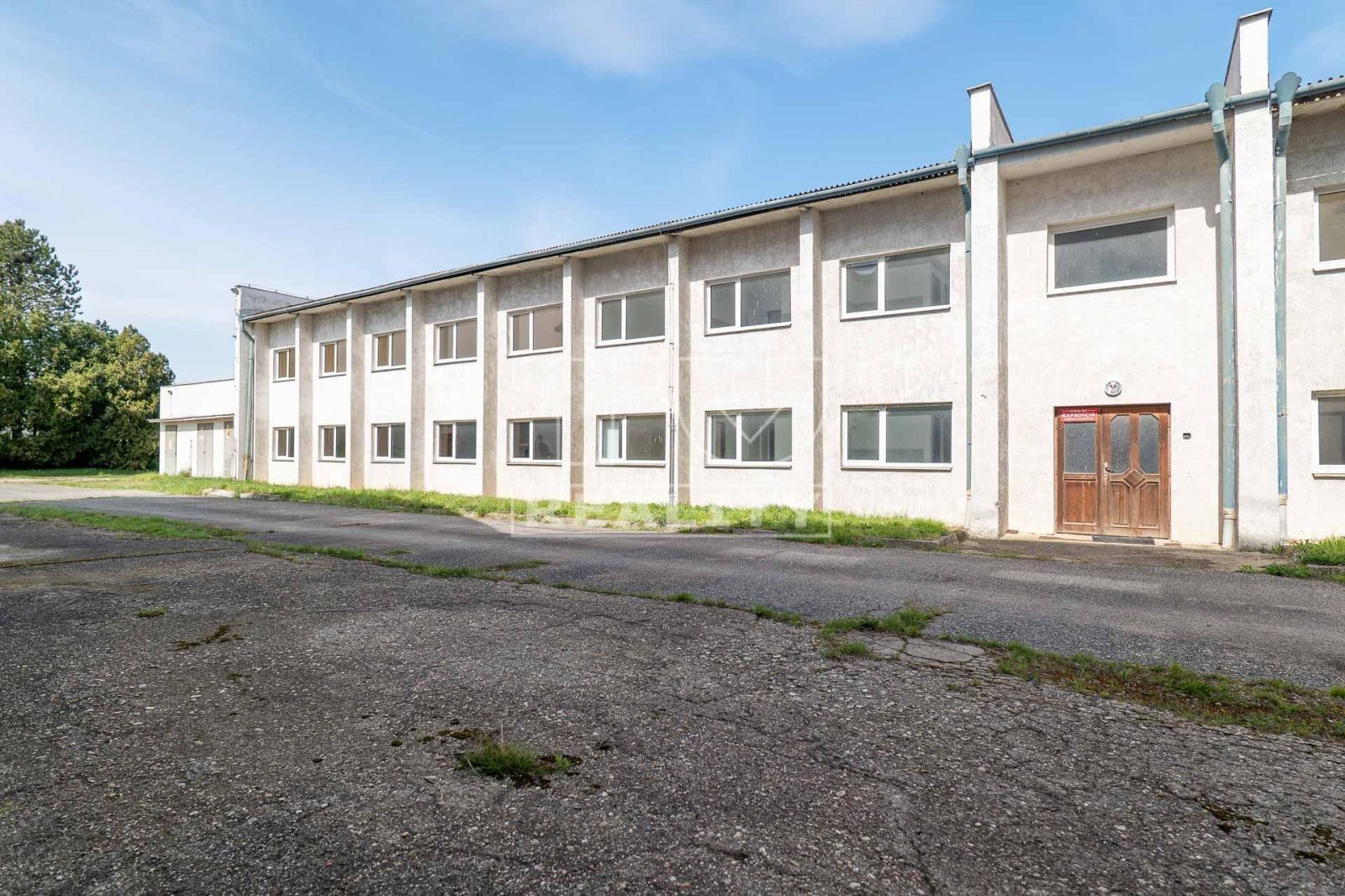 Predaj Iný Iný-Predaj-Želiezovce-970000.00 €