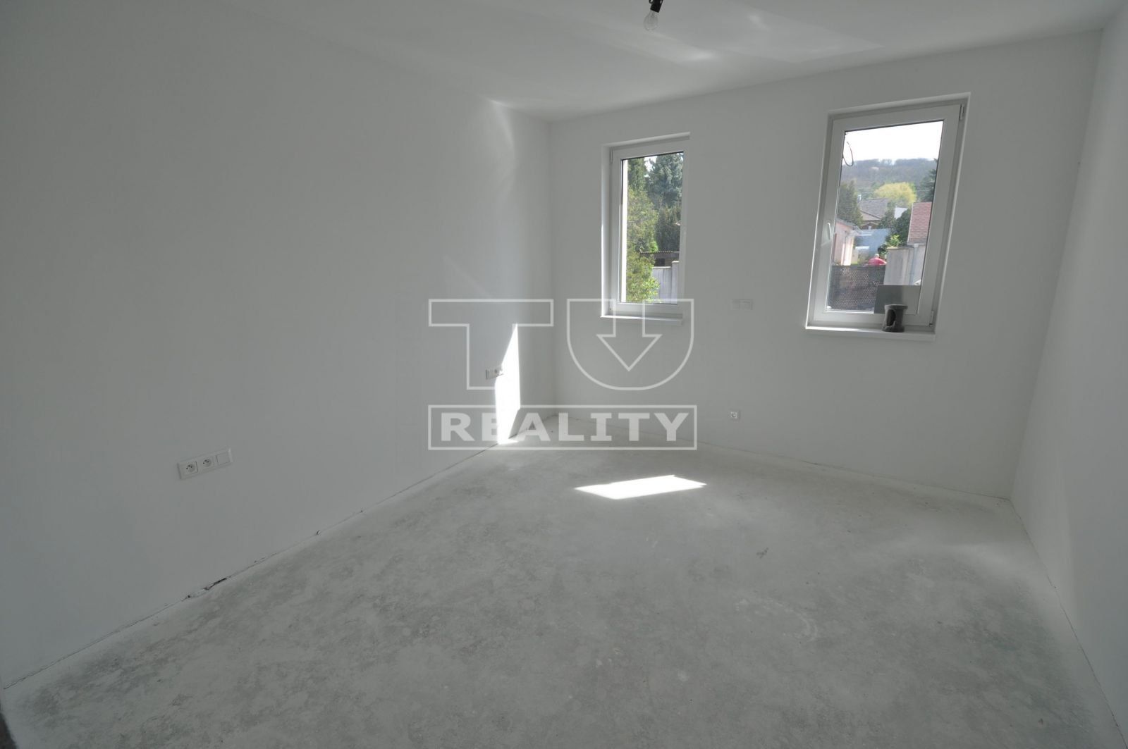 Hotovo, skolaudované, nasťahujte sa! Rodinný dom v Záhorskej Bystrici, 179m2