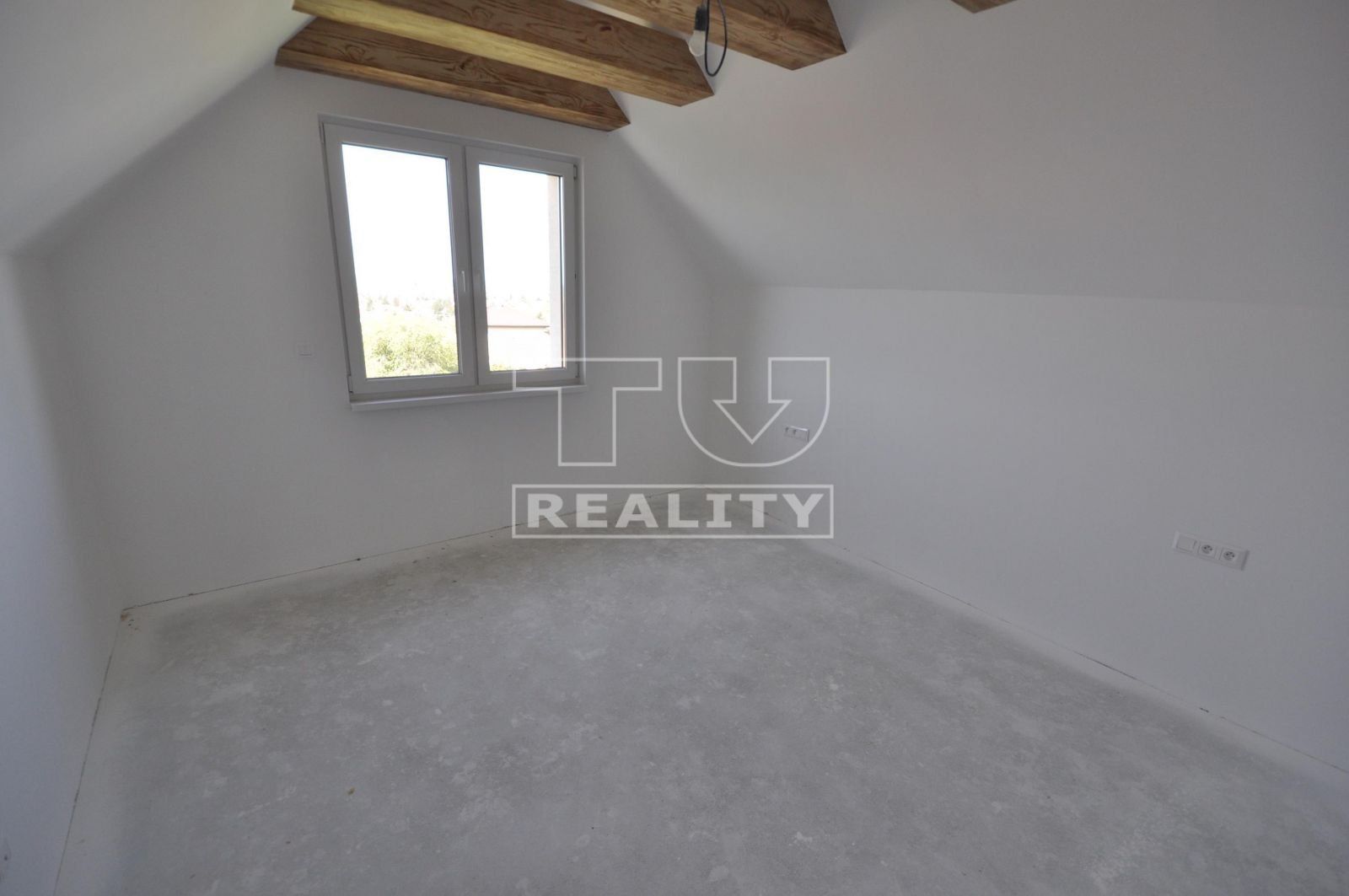Hotovo, skolaudované, nasťahujte sa! Rodinný dom v Záhorskej Bystrici, 179m2
