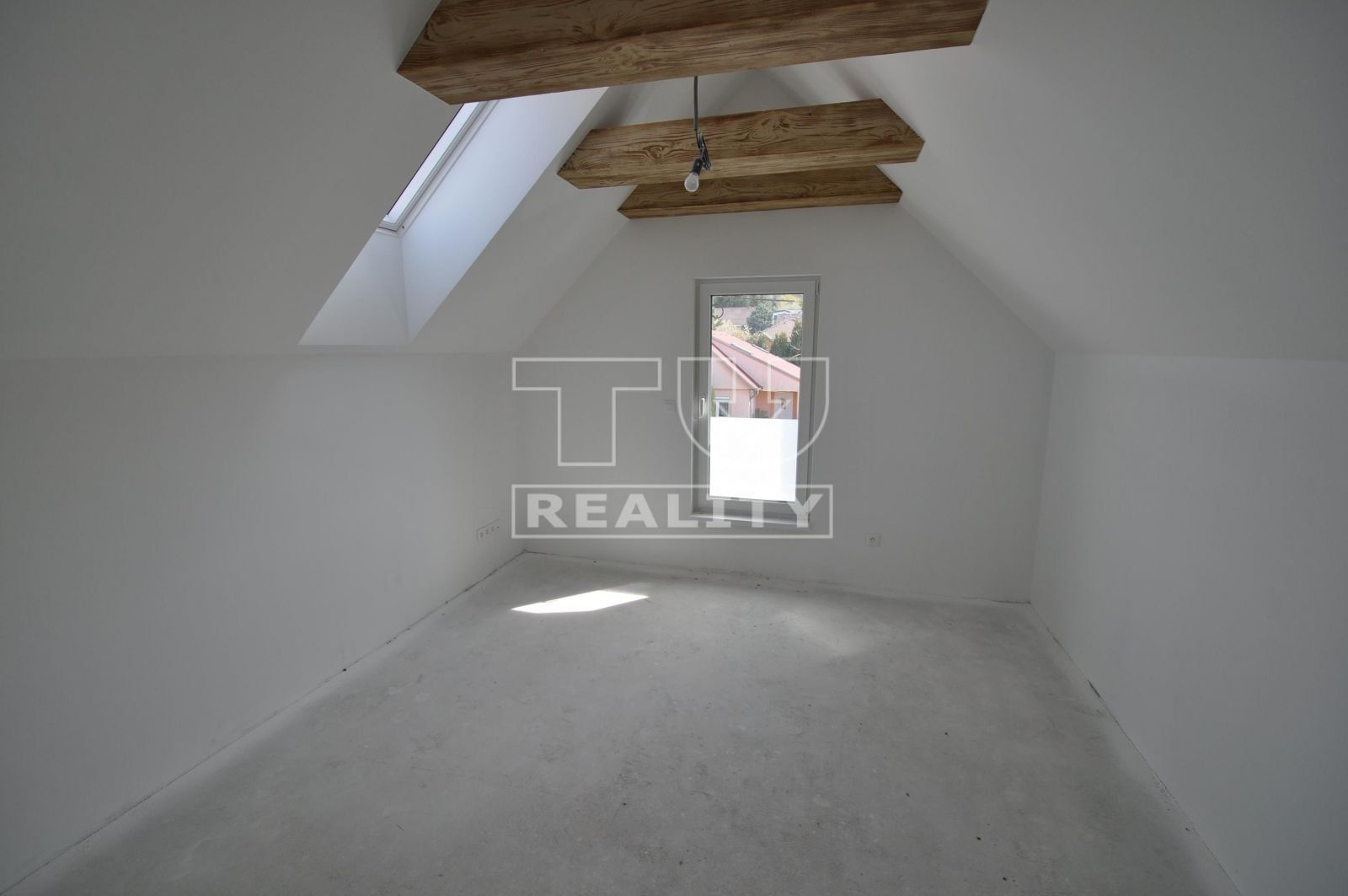Hotovo, skolaudované, nasťahujte sa! Rodinný dom v Záhorskej Bystrici, 179m2