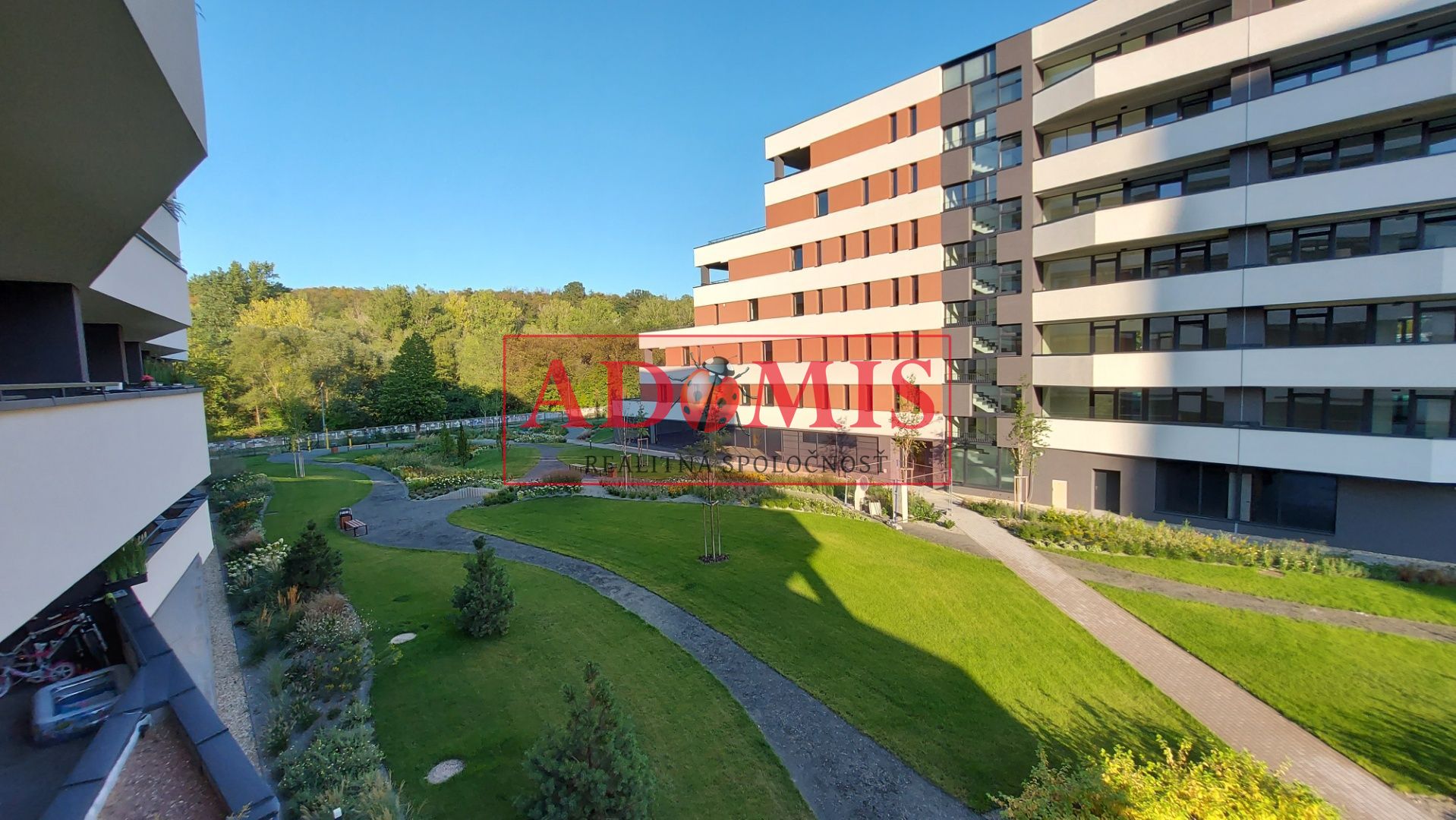 na prenájom bezbariérový byt 2+1, LAGO,Nad Jazerom Košice 78,5 m2, parking