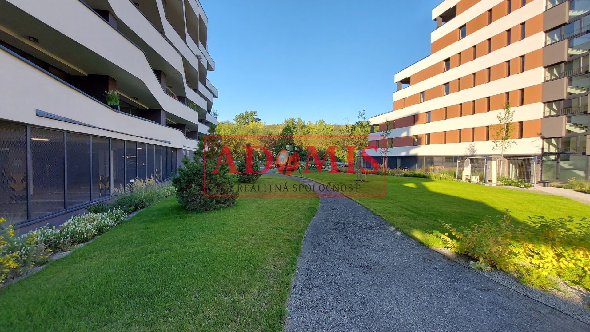 na prenájom bezbariérový byt 2+1, LAGO,Nad Jazerom Košice 78,5 m2, parking